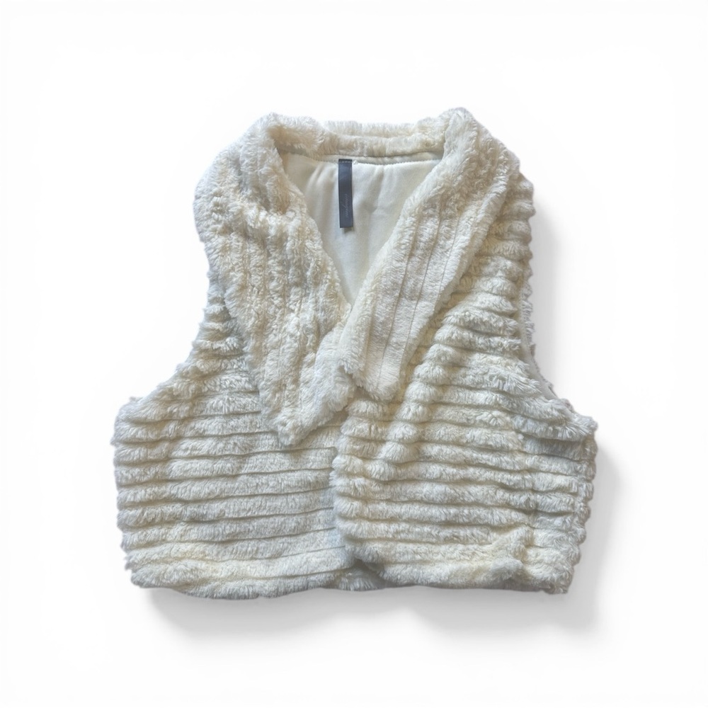 Imagine Cream Faux Fur Collared Cropped Open Vest, Soft Winter Layer, Size S/M